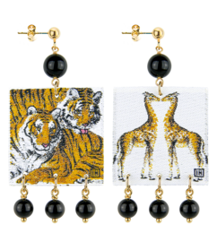 giraffe-e-tigri-pietra-nero
